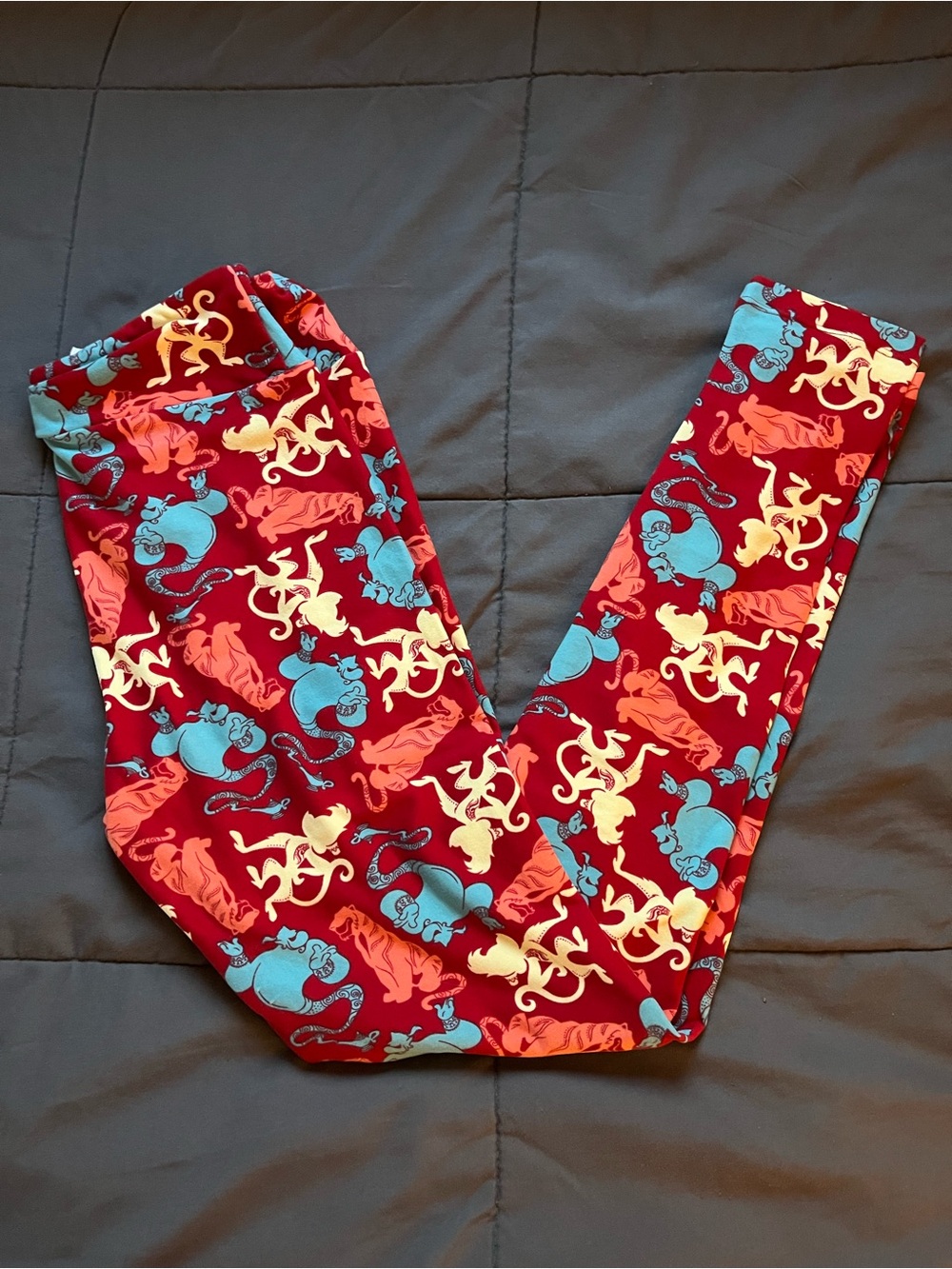 LuLaRoe Aladdin Disney Patterned Leggings